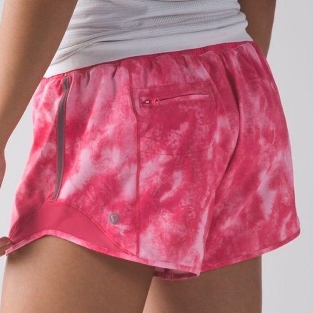 Lululemon Tracker Short V 4”
